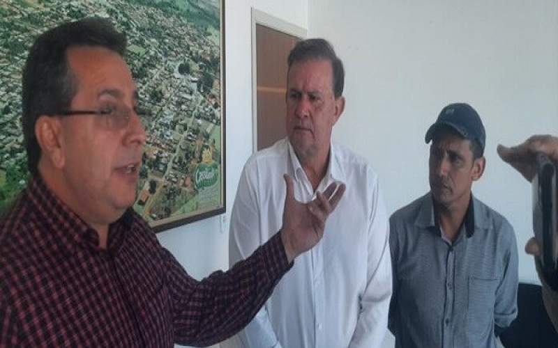 Cassilândia: Prefeito recebe visita do Chefe da Casa Civil, Eduardo Rocha, que manifesta apoio à Administração
