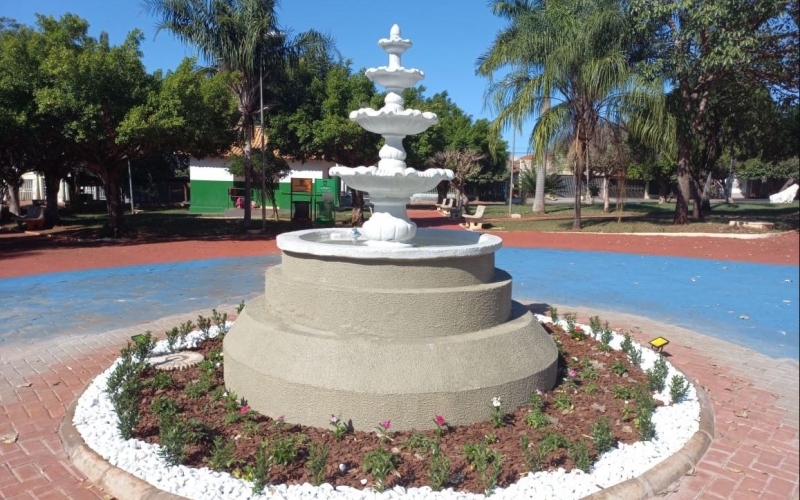 PRAÇA SÃO JOAQUIM DA VILA PERNAMBUCO GANHOU UM CHAFARIZ