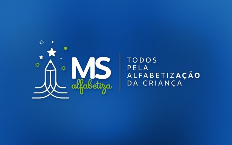 Secretaria Municipal de Educação realiza entrega de livros da coletânea MS Alfabetiza